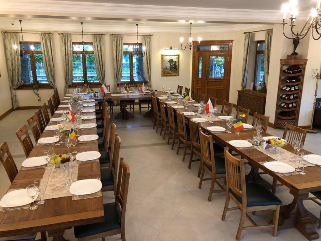 Conacul Cornu 1945 Gasthof 4*